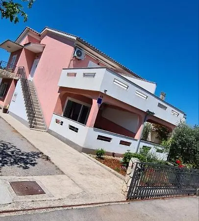 Apartman Apartments Porat *